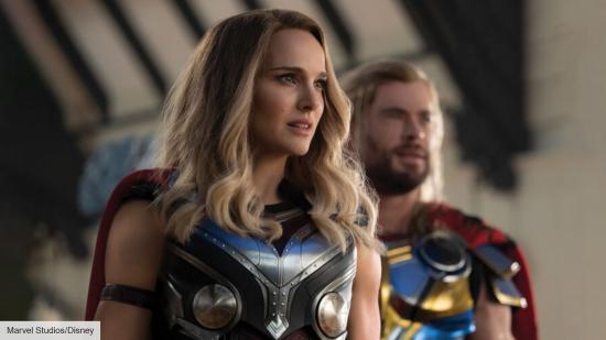 Why does Jane have Mjolnir: Jane Foster in Thor 4