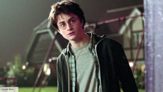 Daniel Radcliffe avoids Harry Potter stores for fear of getting mobbed