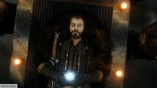 Is the Arkenstone a Silmaril? Richard Armitage as Thorin Oakenshield in The Hobbit holding the Arkenstone in his burial