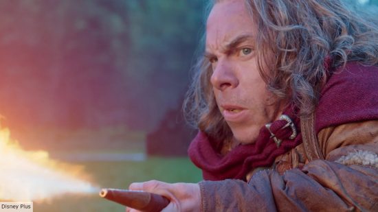 Are Willow and Star Wars connected? Warwick Davis as Willow in Willow series