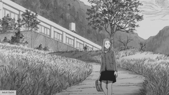 Date de sortie de l'anime Uzumaki : Kirie Goshima marchant sur un chemin 