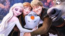 Best Frozen characters: Elsa, Anna, Kristoff, and Sven hugging Olaf in Frozen 2