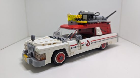 Lego Ghostbusters Ecto 1 & 2 car.