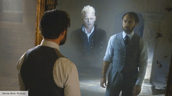 Harry Potter Grindelwald facts - Dumbledore looks in the Mirror of Erised