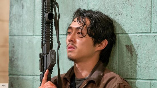 استیون یو به عنوان گلن ری در بازیگران مرده در حال راه رفتن
