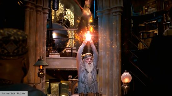 Dumbledore's Patronus took the form of a phoenix in Harry Potter