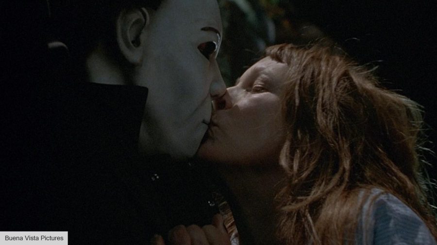 Halloween movies in order: Laurie and Michael in Halloween Resurrection 