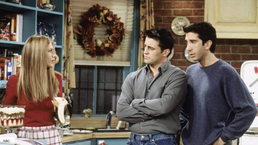 The best friends episodes: Rachel, Joey, and Ross in Monica's kitchen