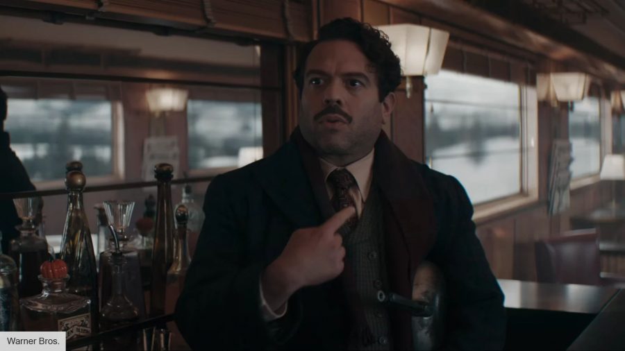 Why does Jacob Kowalski have a wand in Fantastic Beasts 3?