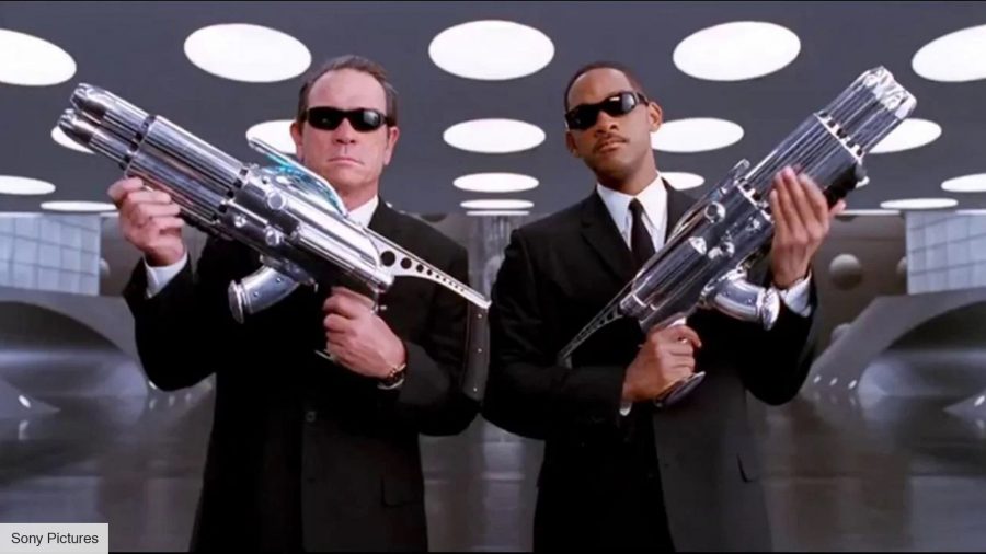 Tommy Lee Jones and Will Smith in Men In Black
